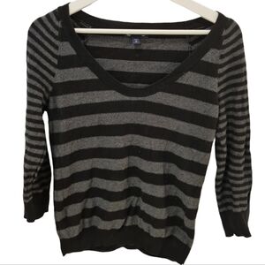 GAP Women’s Crew Neck Striped Sweater